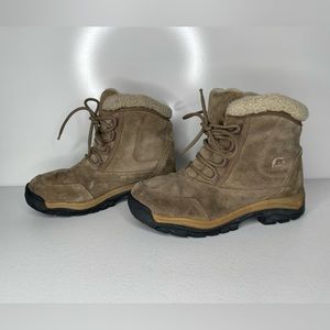 Sorel Womens Waterfall Snow Boots Low Lace Waterproof Tan Suede Leather Size 6.5